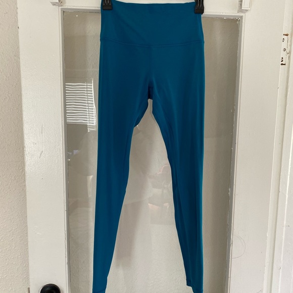 Lululemon Align Leggings - Picture 3 of 5